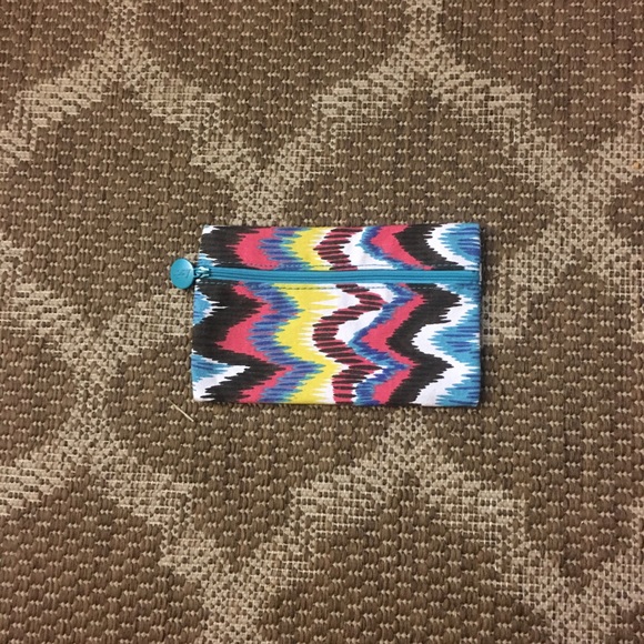 IPSY MYSTERY MAKEUP BAG 💄🎀💋 - Picture 2 of 5